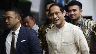 Nadiem saat diperiksa Kejagung.