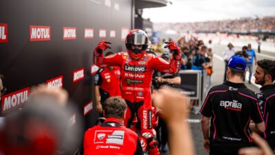 Marc Marquez marah-marah di konferensi pers MotoGP Belanda 2025.