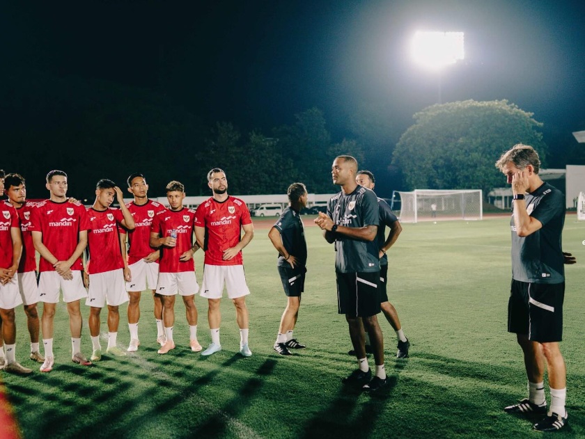 Patrick Kluivert memimpin sesi latihan Timnas Indonesia.