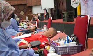 Direktur Keuangan dan Umum PT Semen Padang, Oktoweri