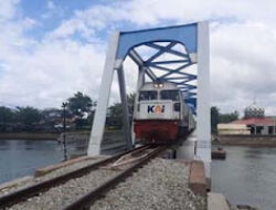 Lonjakan Penumpang KA Jelang Tabuik, Tiket Ludes Terjual