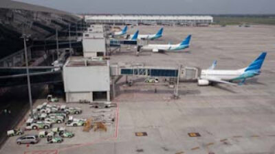Suasana pesawat yang bersiap mengangkut penumpang di Bandara Soekarno-Hatta, Jakarta.