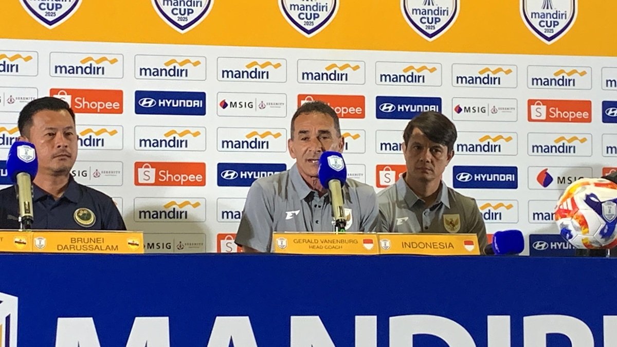 Gerald Vanenburg ungkap penyebab Rafael Struick dan Marselino Ferdinan tidak masuk dalam skuad Timnas Indonesia U-23.