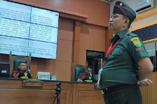 Kopda Bazarsah dituntut hukuman mati usai menembak mati tiga polisi saat digerebek di arena sabung ayam Way Kanan, Lampung.