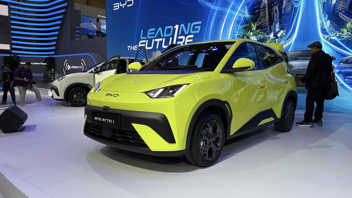 Ini Alasan BYD Bisa Jual Mobil Listrik Setara Harga LCGC.