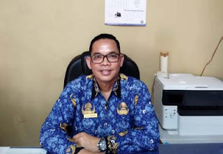 Plt Kepala Dinas Pendidikan dan Kebudayaan Kabupaten Padang Pariaman.