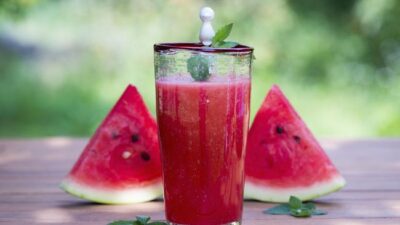 Jus dan Minuman Alami untuk Lawan Badan Lelah