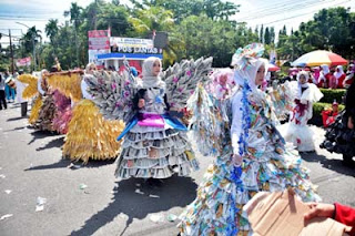 Kemeriahan mewarnai Pawai Alegoris tingkat Kabupaten Agam