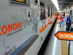 Hadapi Lonjakan Penumpang, KAI Sediakan 19 Ribu Kursi Tambahan