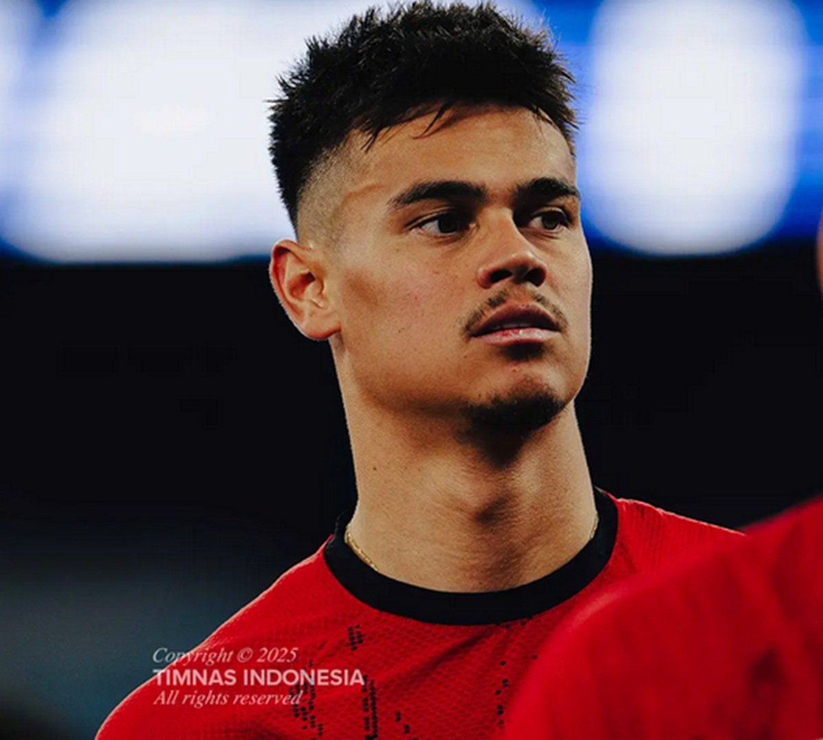 Mees Hilgers kala membela Timnas Indonesia.