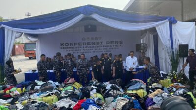 Pakaian Bekas dari Malaysia.