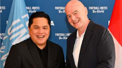 Erick Thohir bersana presiden FIFA