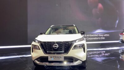 GIIAS Surabaya 2025, X-Trail dan Serena e-Power Ramaikan Booth Nissan