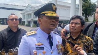 Gubernur Jawa Tengah Ahmad Luthfi menyoroti kegaduhan di Kabupaten Pati.