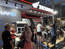 Honda Catat Penjualan Positif di GIIAS 2025, Motor Listrik dan Big Bike Raih Penghargaan