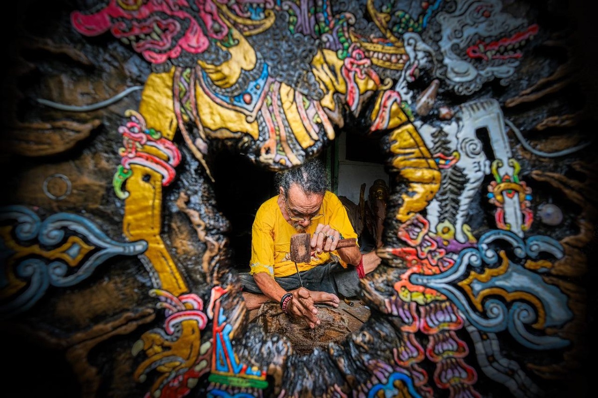 Sinergi ini menjadi kunci dalam menciptakan ekosistem perdagangan yang setara.