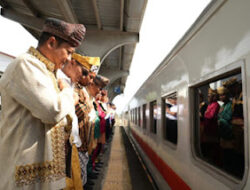 Semangat Nasionalisme Hidup di Perjalanan Kereta KAI