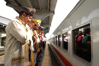 KAI Divre II Sumbar memperingati HUT RI ke-80 dengan menggelar berbagai kegiatan.