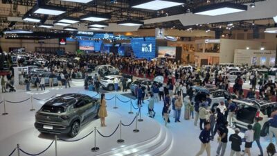 Harga Mobil Turun, Pembeli Baru Untung, Pemilik Lama Bisa Kecewa