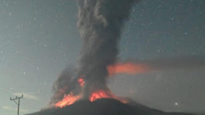 Gunung Lewotobi Laki-laki kembali erupsi