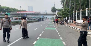 Pengendara diimbau untuk menghindari kawasan Gedung DPR saat aksi demonstrasi buruh