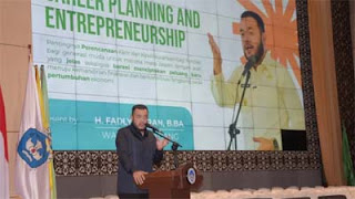 Wali Kota Padang Fadly Amran