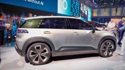 Kritik Gagang Pintu Rata di Mobil Listrik, Bos VW: Bikin Susah.