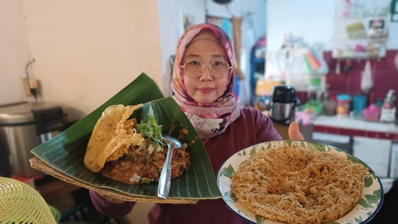 Penjual Nasi Pecel.