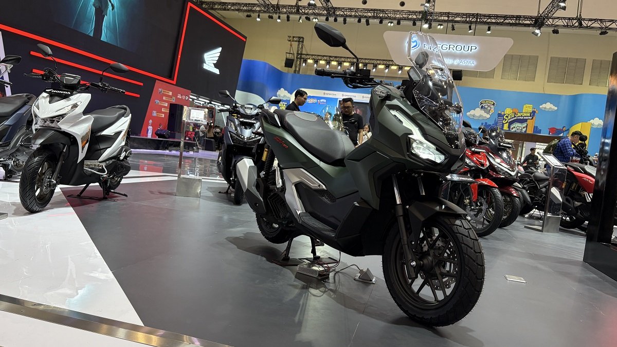 New Honda ADV160.