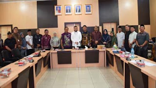 Monitoring dan evaluasi (monev) Wali Kota Padang Fadly Amran terkait Perda Kawasan Tanpa Rokok