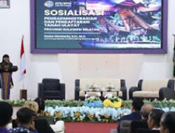 Sosialisasi Tanah Ulayat, Warga Enrekang Terima Sertipikat