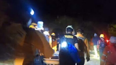 Damkar Padang Kerahkan 50 Personel Padamkan Kebakaran