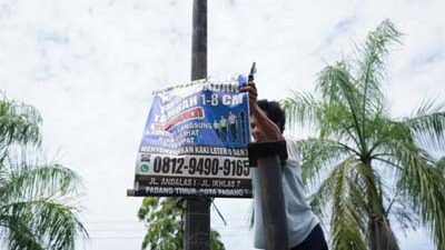 Pemko Padang Tegaskan Aturan Penempatan Baliho dan Spanduk
