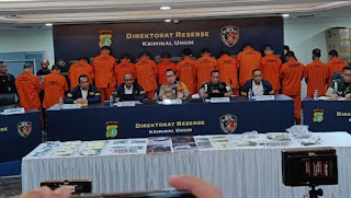 Para tersangka kasus penculikan