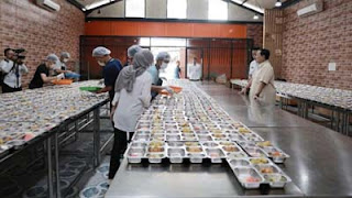 Presiden Prabowo kunjungi dapur makan bergizi gratis di Rawamangun.