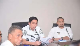 Wali Kota Sawahlunto Riyanda Putra ketika menyampaikan arahan .