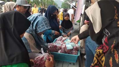 Pemprov Sumbar dan BI Gelar Pasar Murah Cabai di CFD.