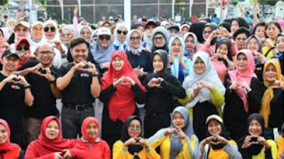 Foto bersama puncak peringatan World Heart Day (WHD)