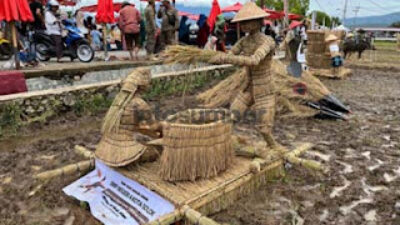 Kearifan Lokal Kota Solok Tampil Lewat Seni Jerami Pelajar