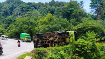 Truk Solok–Padang Terguling, Polisi Amankan Lokasi