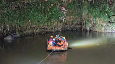 Dua pelajar FI (14) dan RA (14) tewas tenggelam dan ditemukan dalam kondisi berpelukan