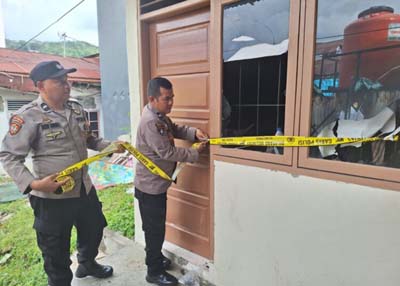 Kapolsek Padang Barat beri garis polisi di rumah kontrakan