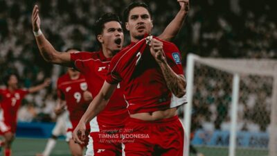 Timnas Indonesia dipastikan memakai jersey warna merah saat menghadapi Timnas Irak.