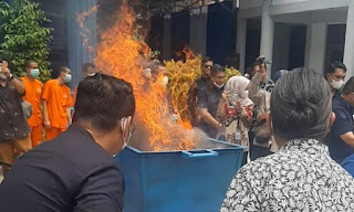 Pemusnahan BB Narkoba di Kantor BNNP Sumbar, Selasa (30/9/2025)