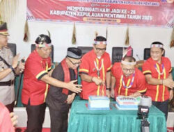 Peringati Hari Jadi ke-26, Pemkab Mentawai Genjot Pembangunan Jalan Antarwilayah