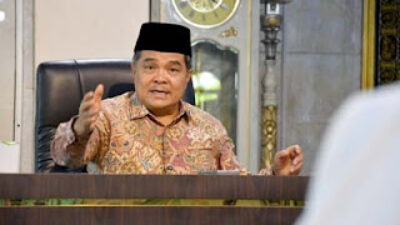 Bupati Agam, Benni Warlis.