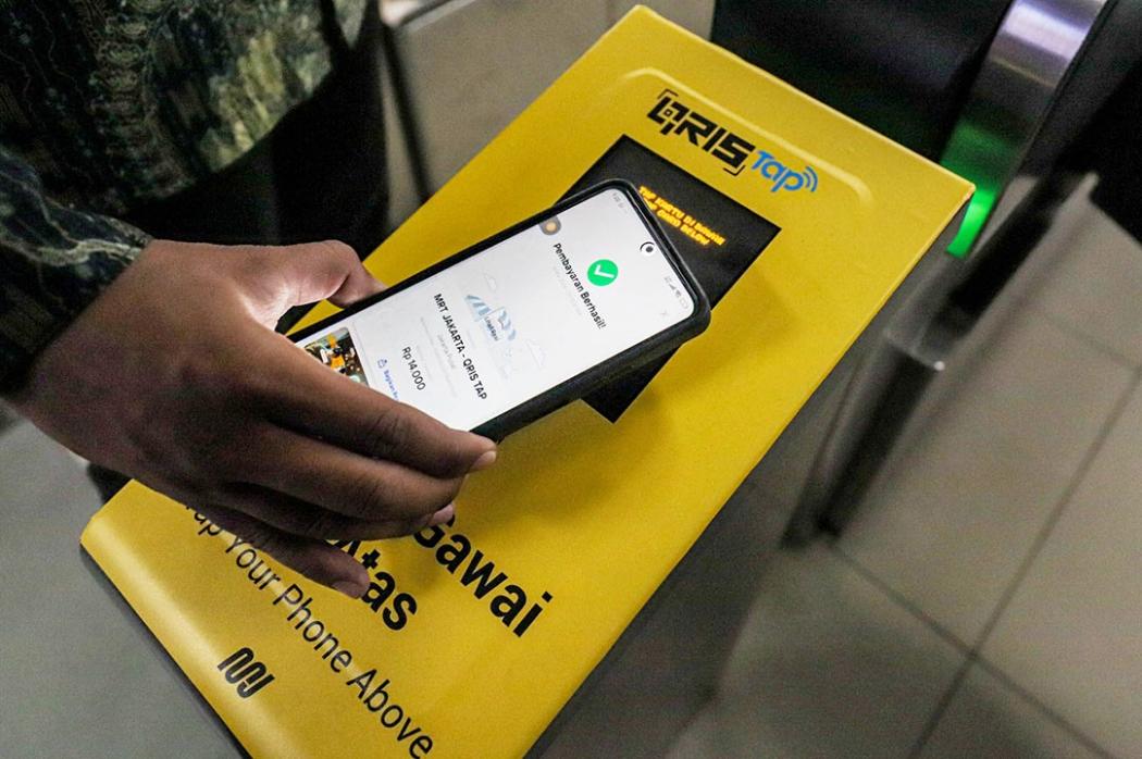 Perluas Pembayaran QRIS Tap, BI Dekati Apple.