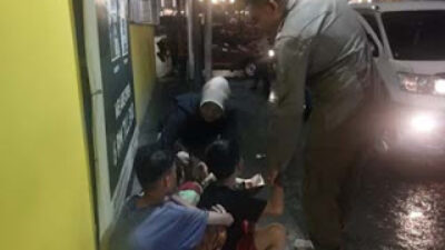 Sejumlah anak jalanan diamankan Satpol PP Padang.