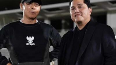 Erick Thohir (kanan) saat bersama Shin Tae-yong beberapa waktu lalu.