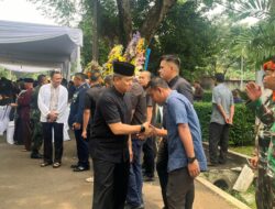 Takziah ke Rumah Duka Marsda Wahyu Hidayat, Marsda Mohammad Nurdin: Almarhum Sosok Perwira Teladan